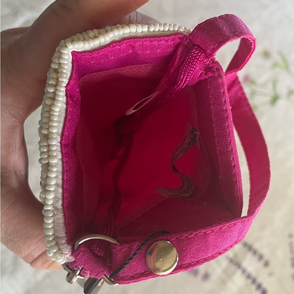 🦩HP🦩NWT Beaded Pineapple Club Crossbody Bag - Picture 5 of 7